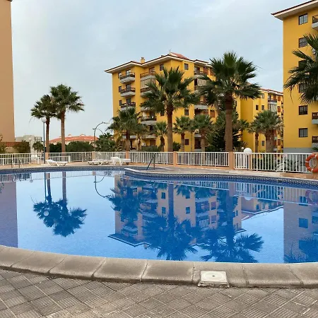 Casa Candelaria,parking,air,wifi شقة
